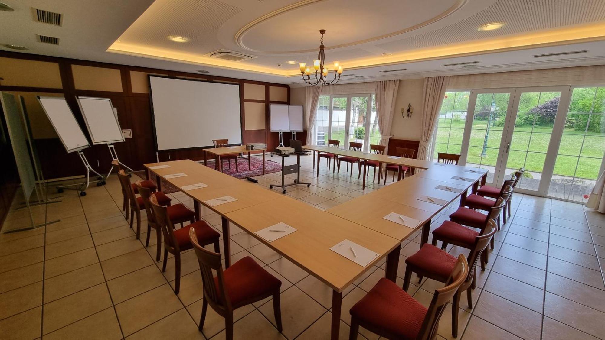 Birkenhof Gols - B & B - Wohlfuehl Hotel Mit Wochenend-Restaurant ภายนอก รูปภาพ