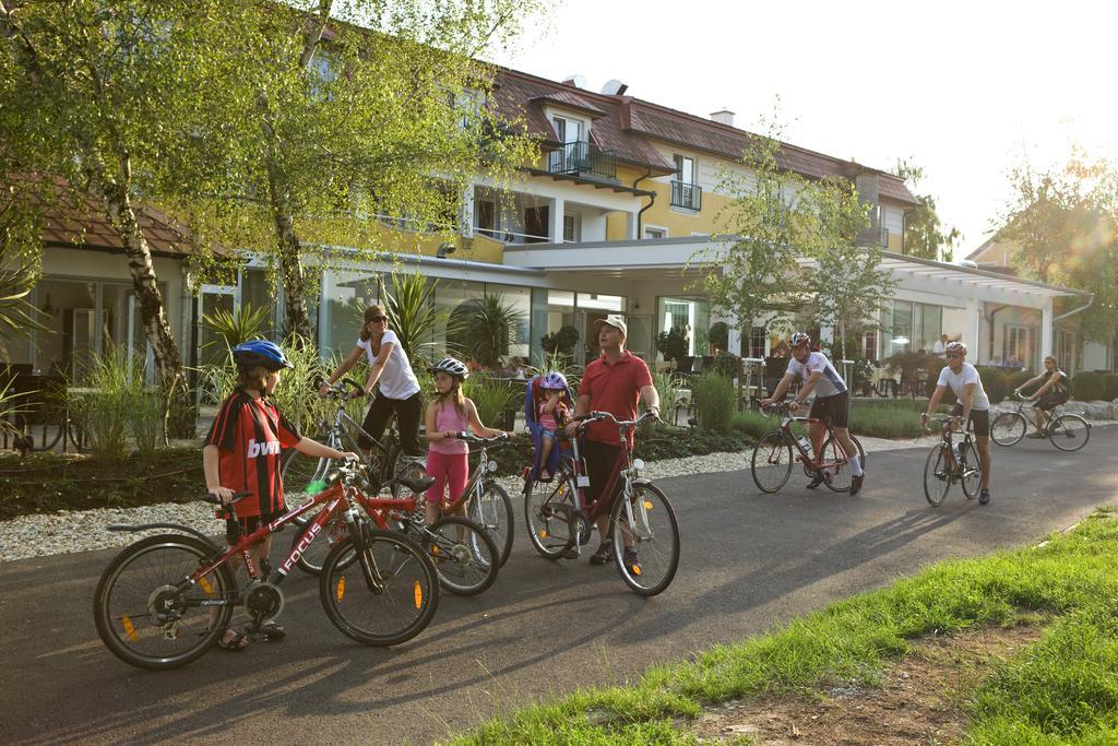 Birkenhof Gols - B & B - Wohlfuehl Hotel Mit Wochenend-Restaurant ภายนอก รูปภาพ