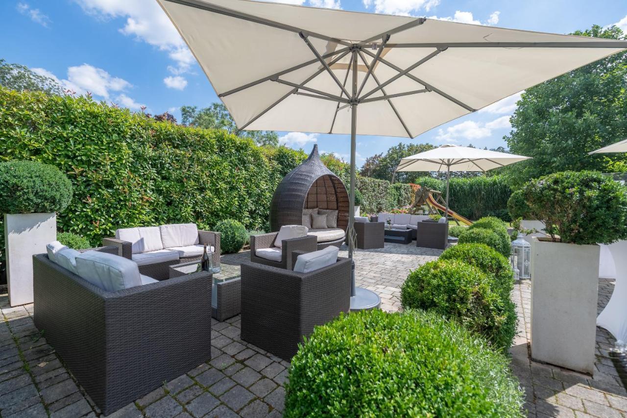 Birkenhof Gols - B & B - Wohlfuehl Hotel Mit Wochenend-Restaurant ภายนอก รูปภาพ