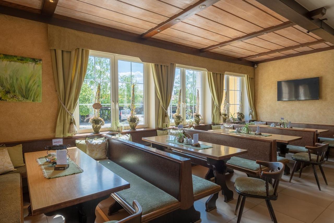 Birkenhof Gols - B & B - Wohlfuehl Hotel Mit Wochenend-Restaurant ภายนอก รูปภาพ
